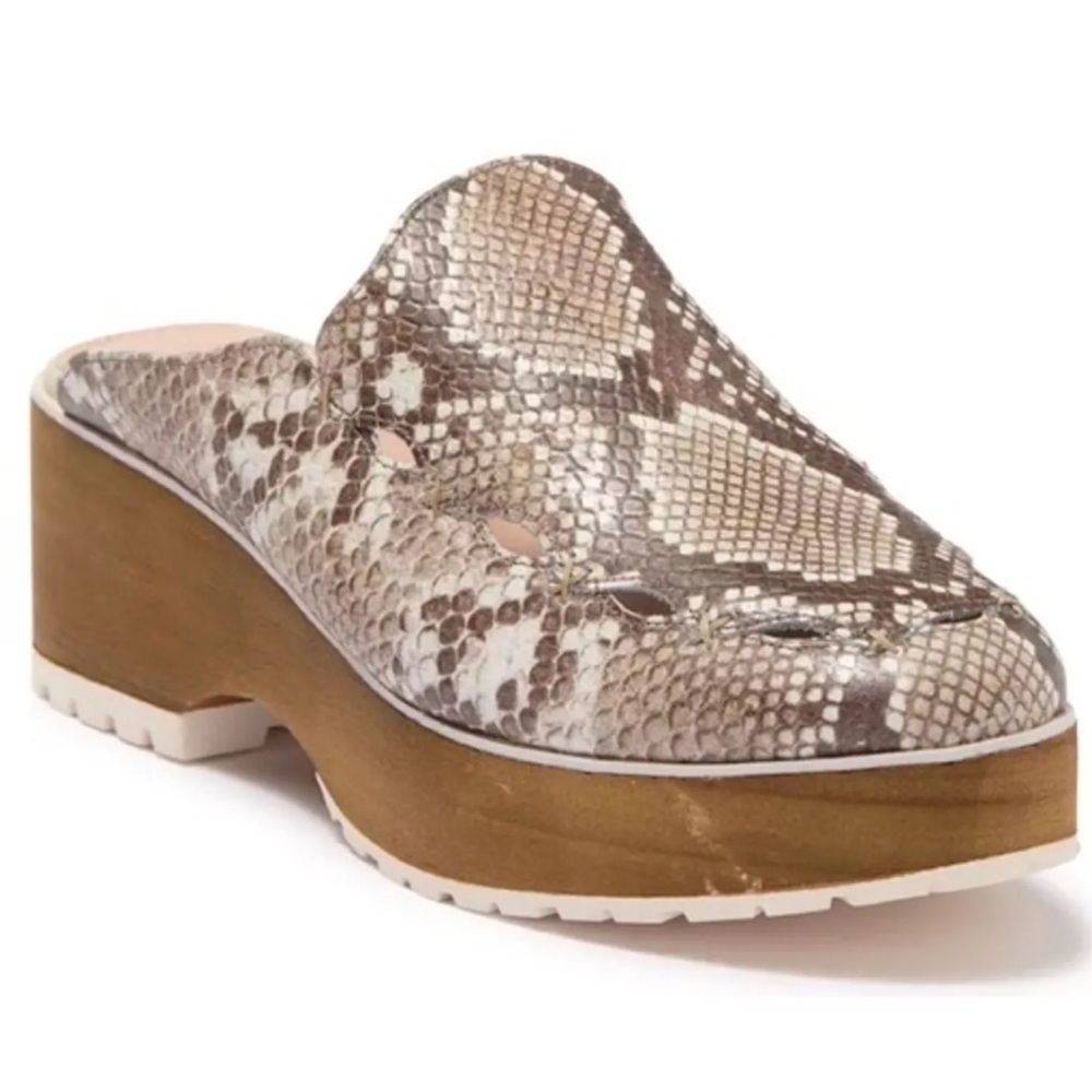 KELSI DAGGER Women’s Size 7.5 BROOKLYN Wells White Wash Clog Mules Snakeskin